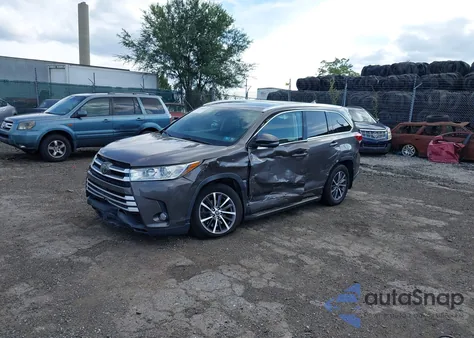 2017 Toyota Highlander Xle from USA, damaged, VIN 5TDJZRFH9HS407089